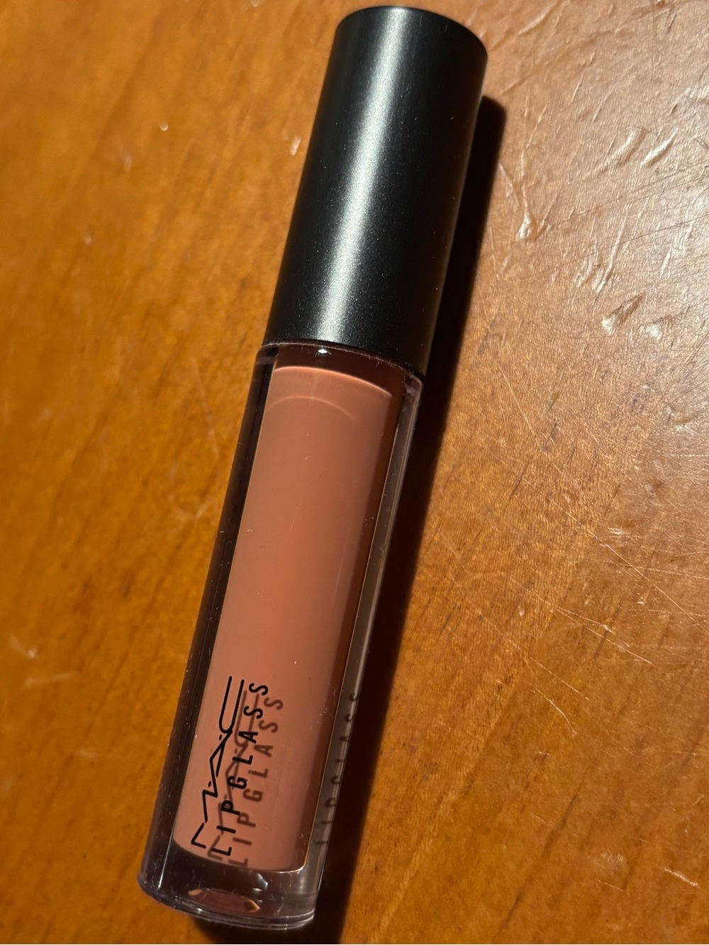 MAC Lipglass Lust - Picture 5 of 15
